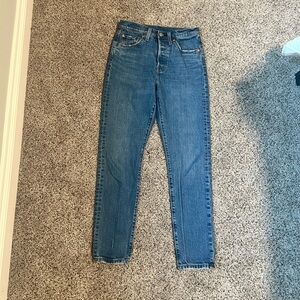 Levi's Women's Skinny Jeans in Classic Blue